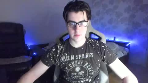 Snapshot of vlad1605 chatting on 27, 5, 2026 Martin online show from 27, 5, 2026
