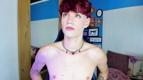 Snapshot of vladhellsing4 chatting on 6, 1, 2025 Vlad online show from 6, 1, 2025