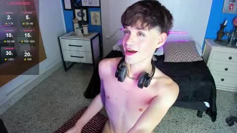 Snapshot of vladhellsing4 chatting on 8, 3, 2025 Vlad online show from 8, 3, 2025