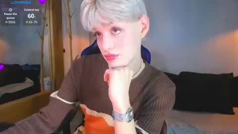 Snapshot of vladhellsing4 chatting on 13, 6, 2026 Vlad online show from 13, 6, 2026