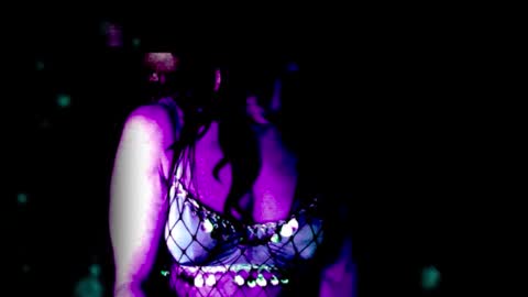 Snapshot of vladiskin chatting on 26, 11, 2025 Violetta Elysia online show from 26, 11, 2025