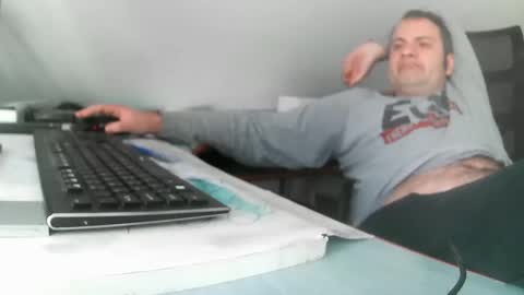 vladuhuh online show from 6, 3, 2025