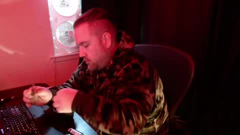 Snapshot of voidcatdaddy chatting on 26, 5, 2026 Rev online show from 26, 5, 2026