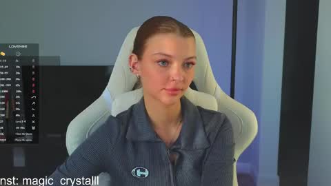 Aliceinst magic crystalll online show from 4, 6, 2026