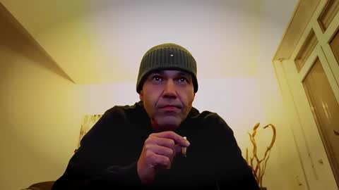 voyeuredeluxe online show from 24, 2, 2026