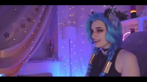 vronnier online show from 14, 2, 2025