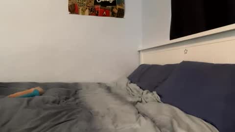 Snapshot of waifulily chatting on 4, 6, 2026 Lily online show from 4, 6, 2026