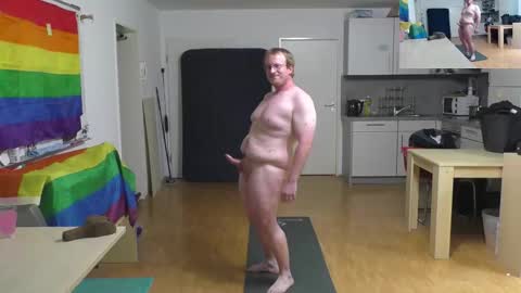 Snapshot of waldw123 chatting on 8, 9, 2025 Yarlim online show from 8, 9, 2025