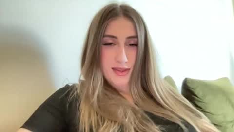 walkiria19 online show from 26, 4, 2026