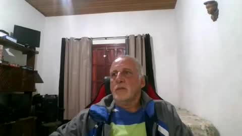 Snapshot of walmen20222 chatting on 22, 7, 2026 walmen20222 online show from 22, 7, 2026