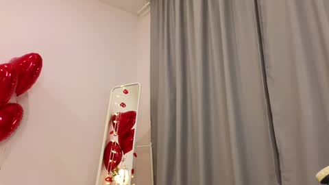 Wendy. Hello Honeys Ill see you 2nd 5th 7th this week love you3 online show from 12, 2, 2025