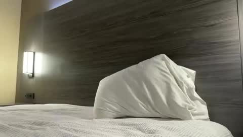 wanderlustgaal online show from 12, 10, 2025