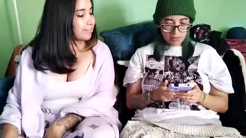 Waningrose  Lu online show from 20, 1, 2025