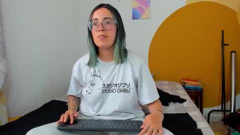 Waningrose  Lu online show from 5, 11, 2025