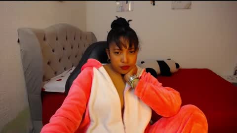 Snapshot of warisgoddes chatting on 18, 6, 2026 EMILY online show from 18, 6, 2026