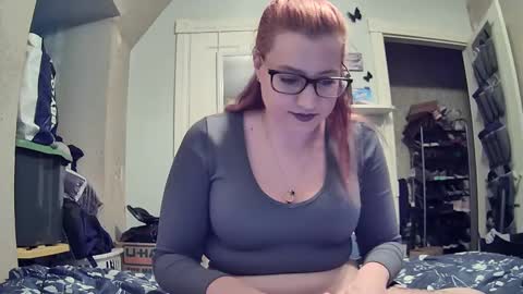 warwhore24 online show from 6, 2, 2025