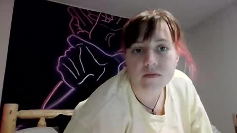 warwhore24 online show from 15, 4, 2026