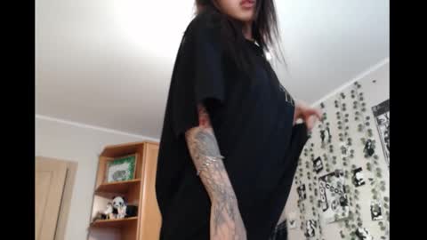 Mina online show from 27, 2, 2026