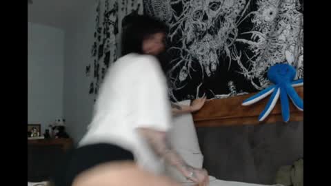 Snapshot of wavy_nights chatting on 5, 6, 2026 Mina online show from 5, 6, 2026