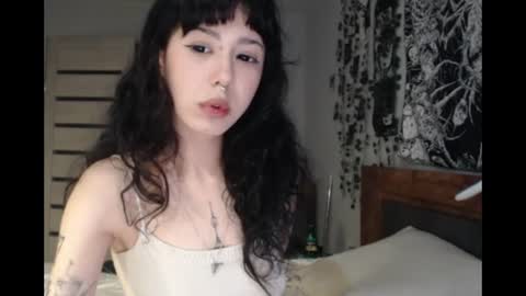 Mina online show from 4, 7, 2026