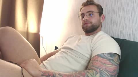 Snapshot of waynemiller_ chatting on 4, 12, 2025 Wayne online show from 4, 12, 2025