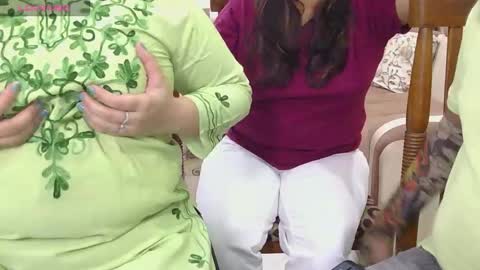 Snapshot of we_are_indian chatting on 13, 9, 2025 khushiwife kabirhubby kavyasexy gf online show from 13, 9, 2025