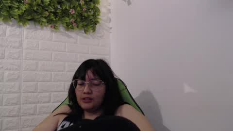 Trixie 3 online show from 14, 2, 2025