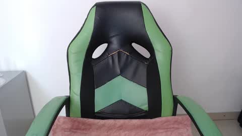 Trixie 3 online show from 20, 2, 2026