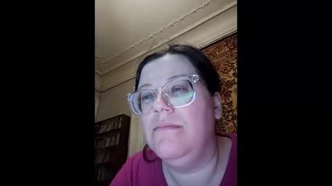 Marina online show from 5, 4, 2026