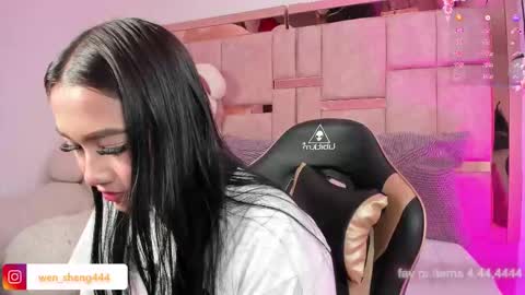 Snapshot of ween_sheng_ chatting on 4, 3, 2026 Wennsheng online show from 4, 3, 2026