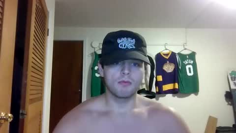 Snapshot of weenskir chatting on 11, 4, 2026 weenskir online show from 11, 4, 2026