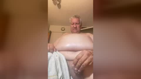 weightroom1958 online show from 8, 8, 2026