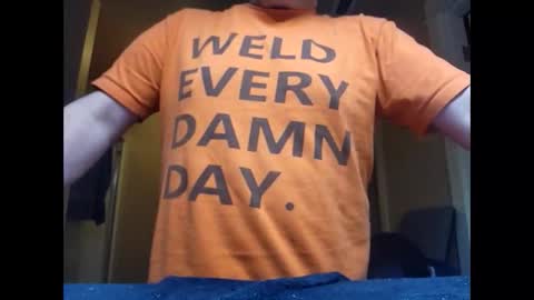 Snapshot of welderod chatting on 8, 1, 2026 welderod online show from 8, 1, 2026