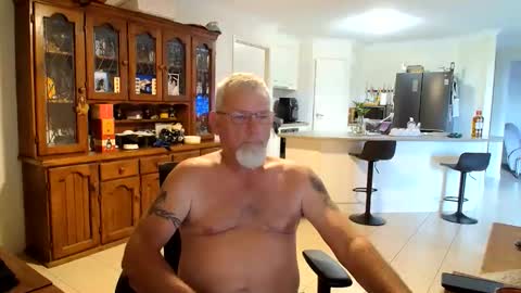 Wellhelloo online show from 6, 5, 2026