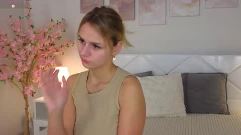 Snapshot of wendy__doll chatting on 4, 3, 2025 Im Wendy online show from 4, 3, 2025