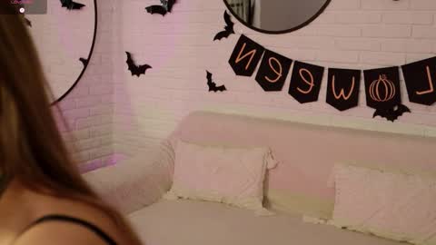 Snapshot of wendy__doll chatting on 27, 10, 2025 Im Wendy online show from 27, 10, 2025