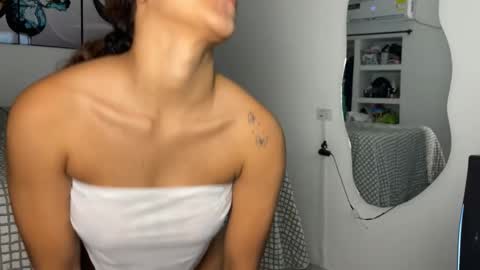 Wendy Alex online show from 28, 10, 2025