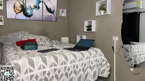 Wendy Alex online show from 26, 4, 2026