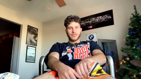 Snapshot of wentbrokeonstrippers chatting on 31, 12, 2024 Topjitt online show from 31, 12, 2024