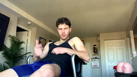 Snapshot of wentbrokeonstrippers chatting on 5, 2, 2025 Topjitt online show from 5, 2, 2025