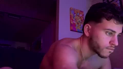 Snapshot of wentbrokeonstrippers chatting on 14, 11, 2025 Topjitt online show from 14, 11, 2025