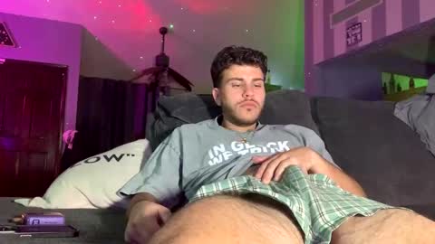 Snapshot of wentbrokeonstrippers chatting on 20, 12, 2025 Topjitt online show from 20, 12, 2025