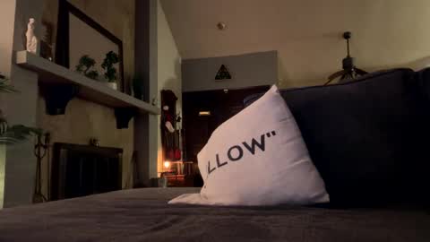 Snapshot of wentbrokeonstrippers chatting on 12, 3, 2026 Topjitt online show from 12, 3, 2026