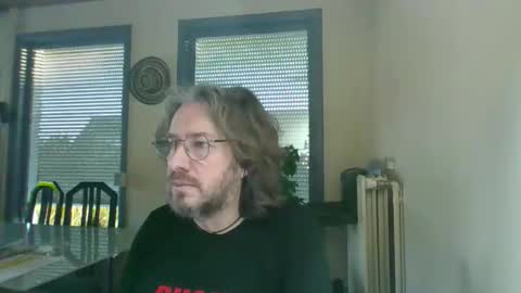 Snapshot of wesh_wesh chatting on 5, 12, 2025 wesh wesh online show from 5, 12, 2025