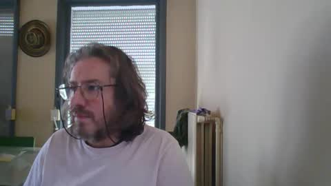 Snapshot of wesh_wesh chatting on 2, 3, 2026 wesh wesh online show from 2, 3, 2026