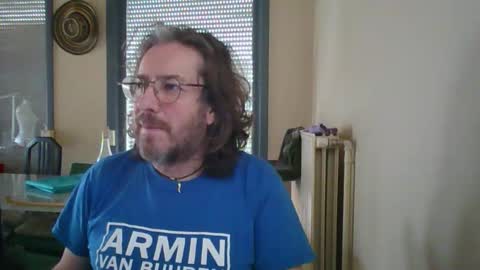 Snapshot of wesh_wesh chatting on 6, 3, 2026 wesh wesh online show from 6, 3, 2026