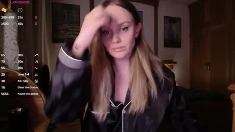 Lana online show from 22, 10, 2025