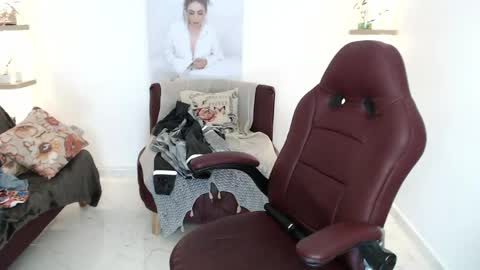Diva online show from 30, 4, 2026