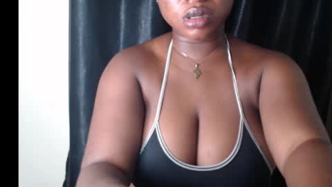 Snapshot of wet_xxpussy55 chatting on 8, 10, 2025 Sonia online show from 8, 10, 2025