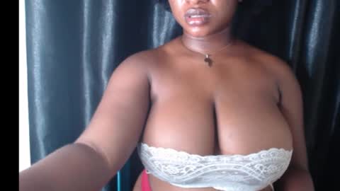 Snapshot of wet_xxpussy55 chatting on 10, 10, 2025 Sonia online show from 10, 10, 2025